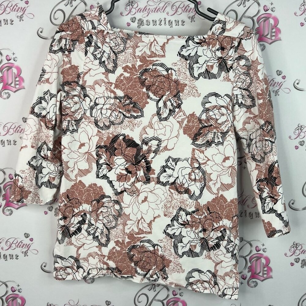 Cleo top flowers stretchy universal fit shirt Floral Print Women's Top